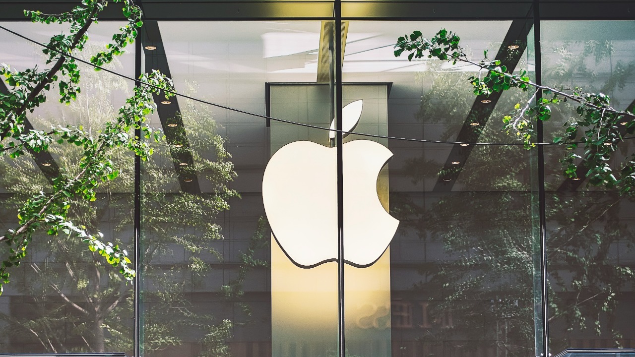 Apple Center
