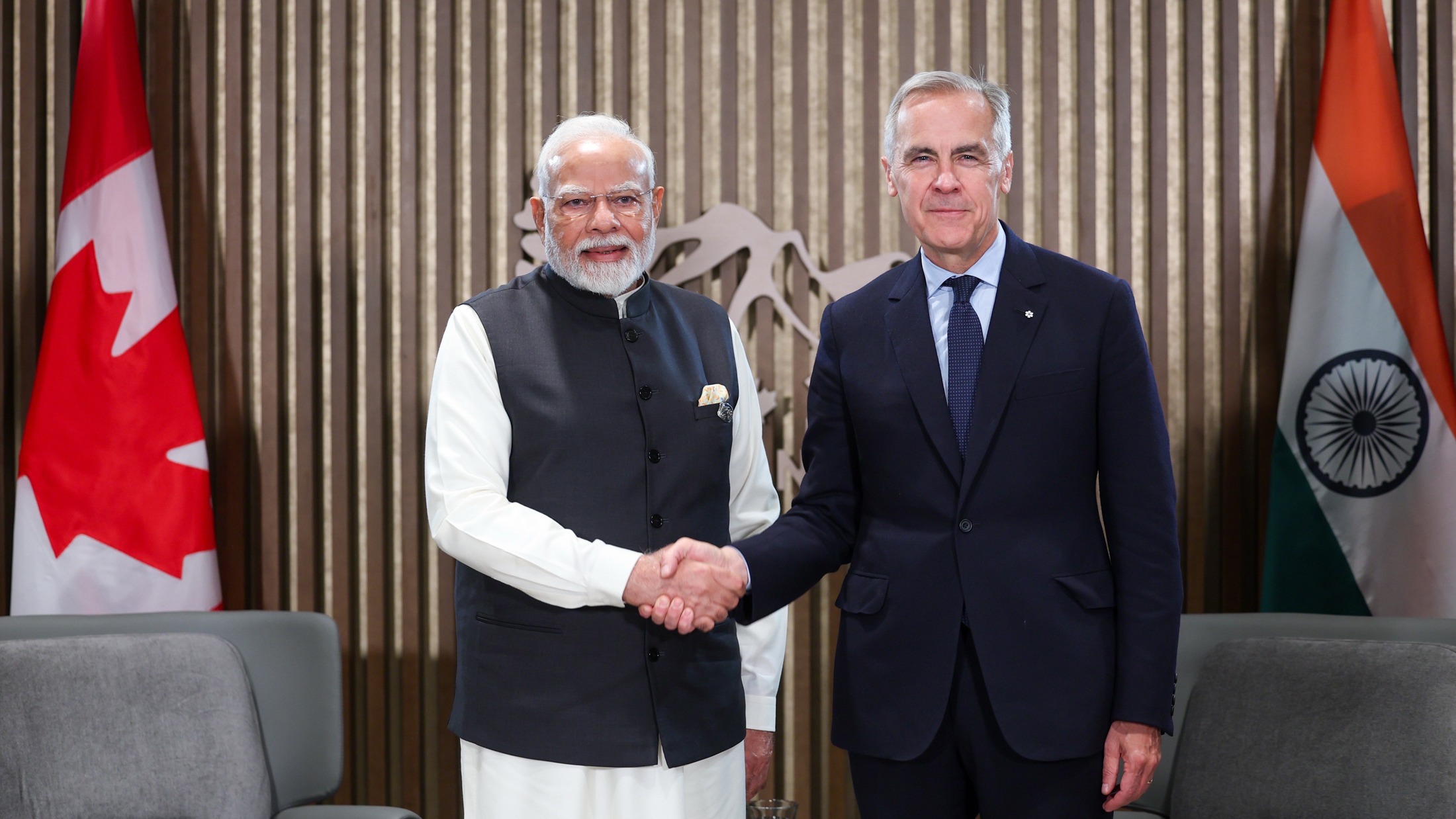 Prime Minister of Bharat, Shri Narendra Damodardas Modi with the Prime Minister of Canada, Mr. Mark J Carney