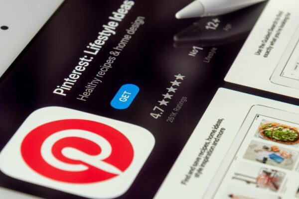 rswebsols/Unsplash