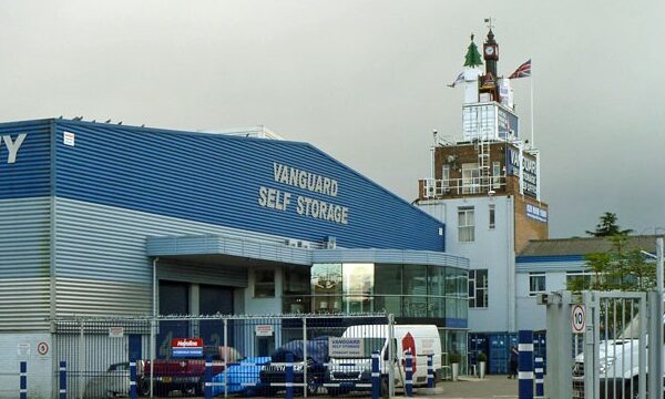 Vanguard Self Storage (geograph 3178157)