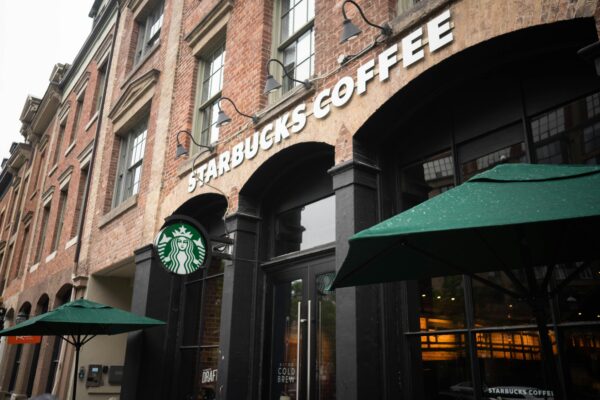 Starbucks Coffee building during daytime