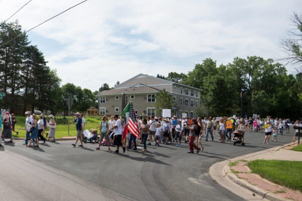 Neighbors United March for Immigrant Families' Rights (42212868585)