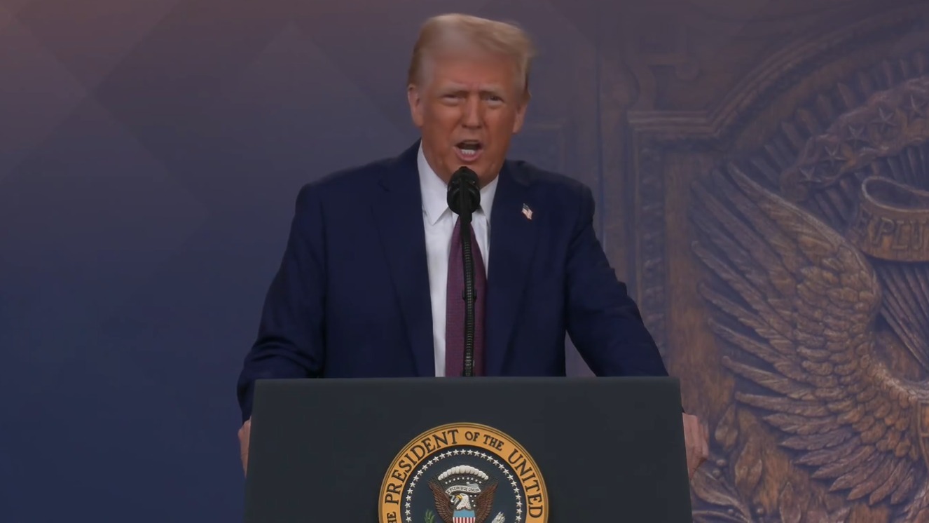 Trump delivers speech to World Economic Forum 2025