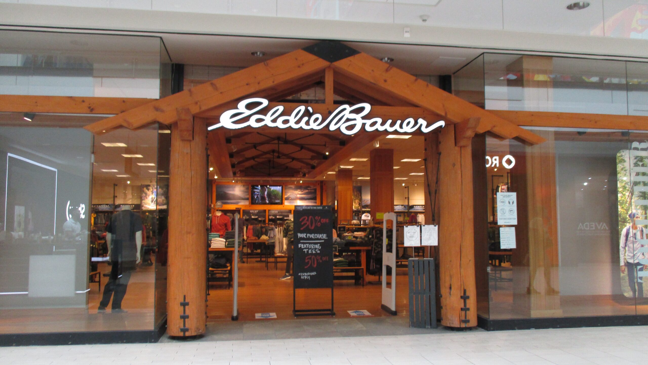 EddieBauerKingswayMall