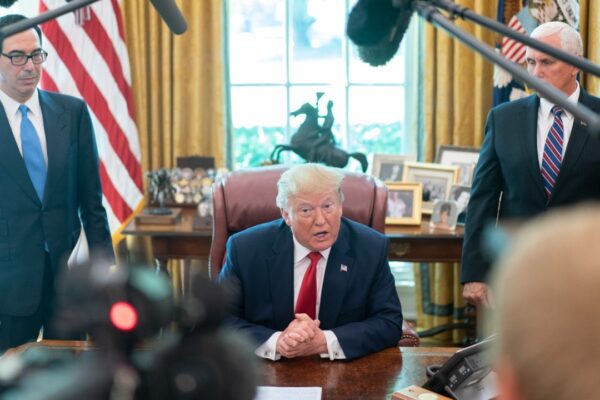 President Trump Signs an EO Sanctioning Iran (48122937917)