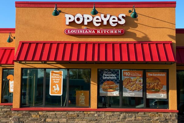 Popeyes Louisiana Kitchen (51195358373)