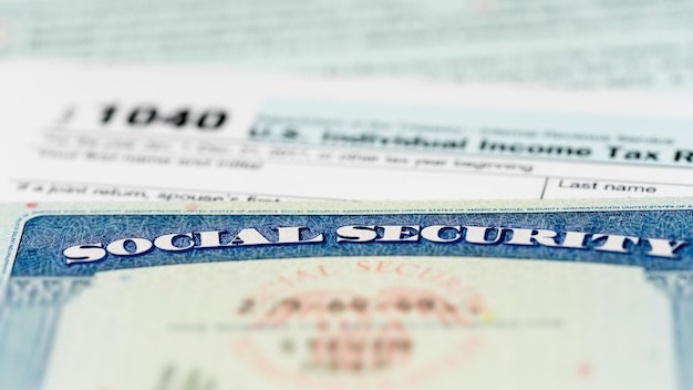 USA Social Security Card on calculations of tax for retirement