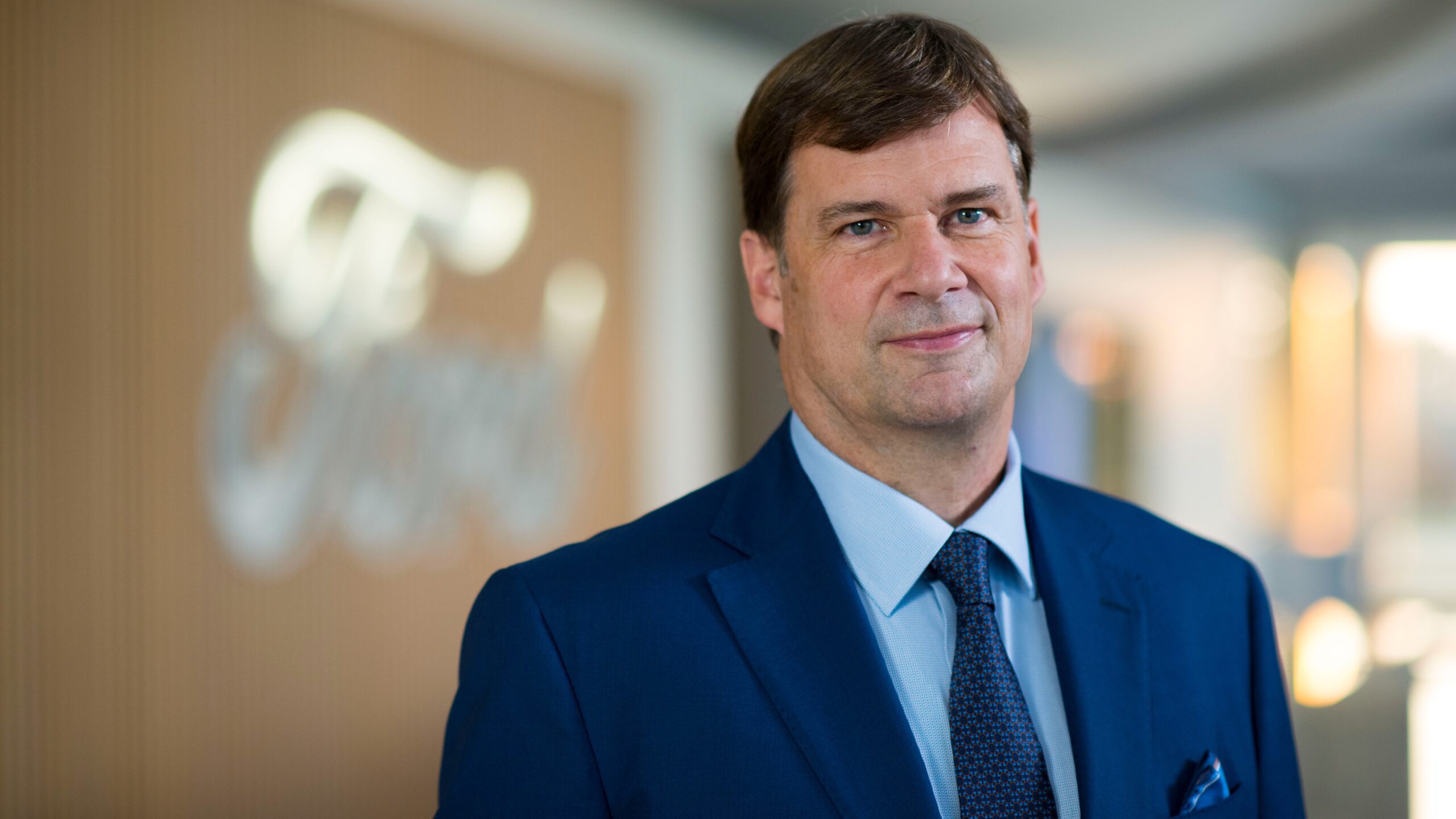 Jim Farley Headshot