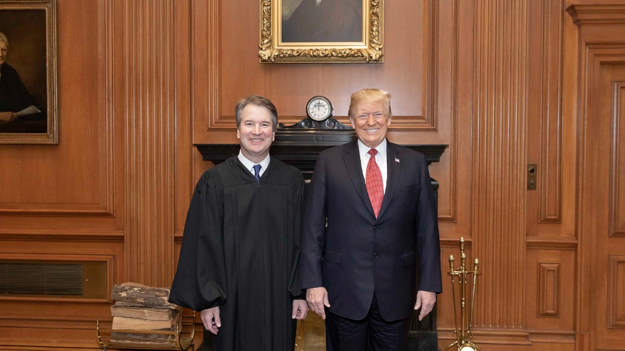 President Donald J. Trump and Supreme Court Justice Brett Kavanaugh (44873111735)