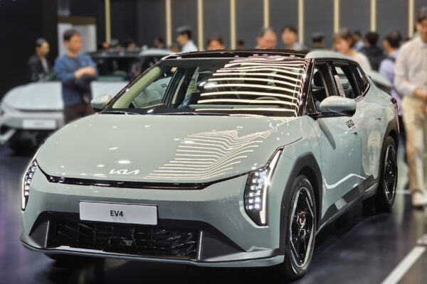 Kia EV4 CT1 Morning Haze (3)