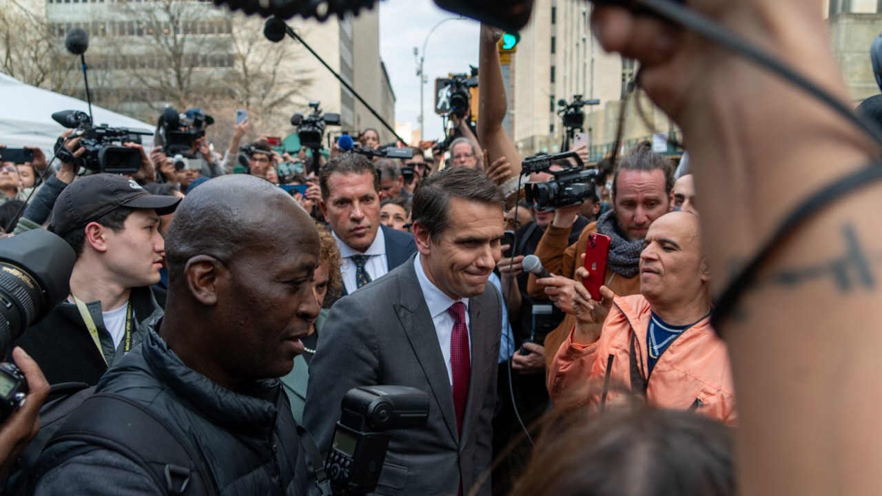 Todd Blanche Outside Manhattan Criminal Courthouse — Image Credit: BruceSchaff - CC BY-SA 4.0/Wiki Commons