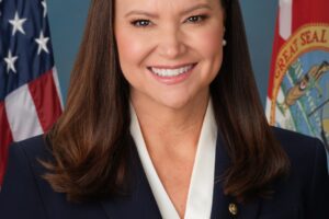 Senator Ashley Moody official portrait — Image Credit: United States Senate Photography Service - Public domain/Wiki Commons